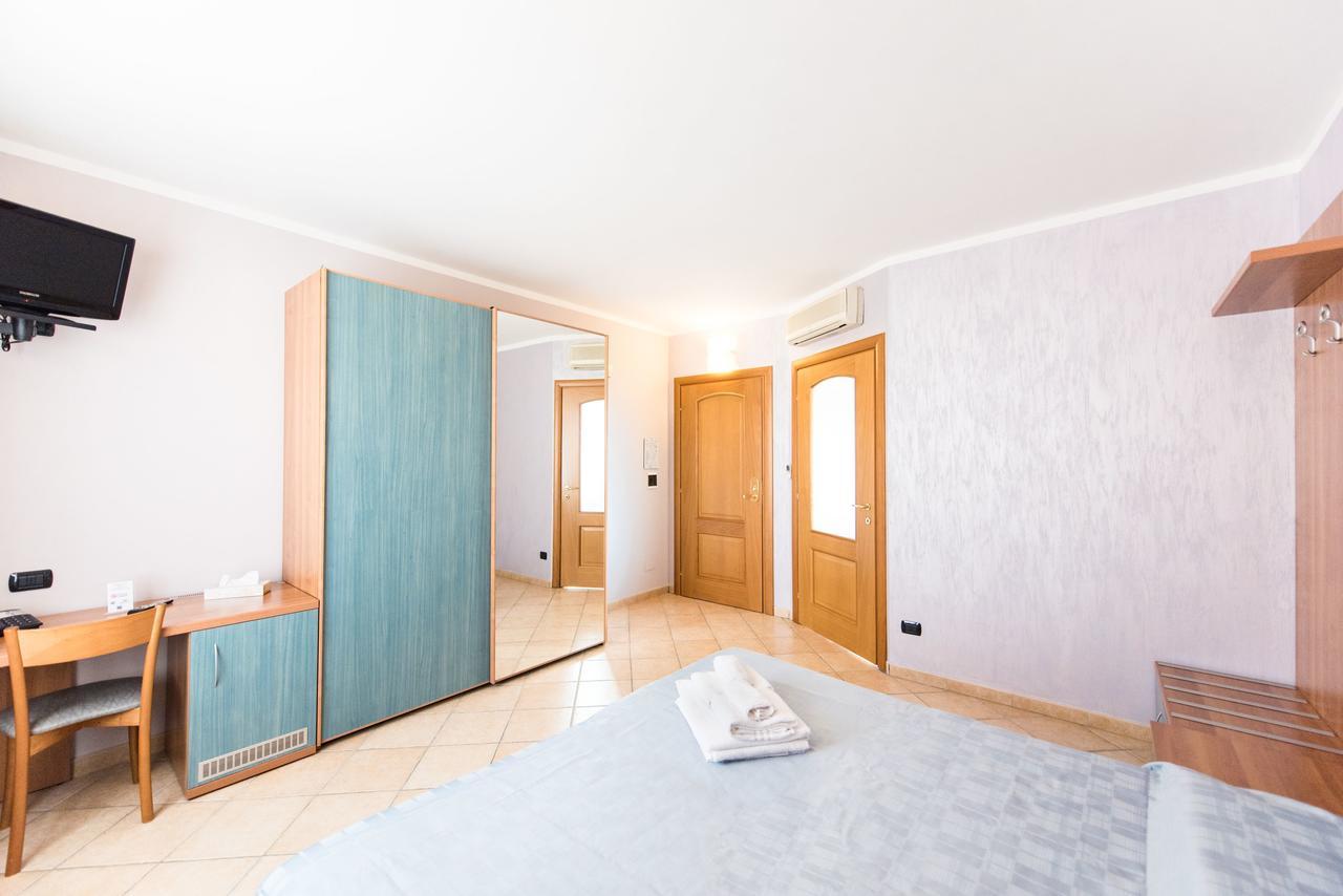 Hotel Bacco Beinette Ngoại thất bức ảnh